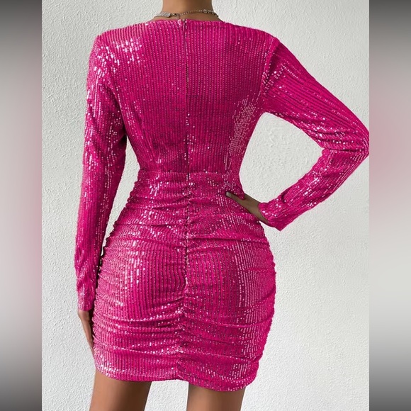 Luxe survive neck ruched party formal sequins bodycon dress - Picture 3 of 6